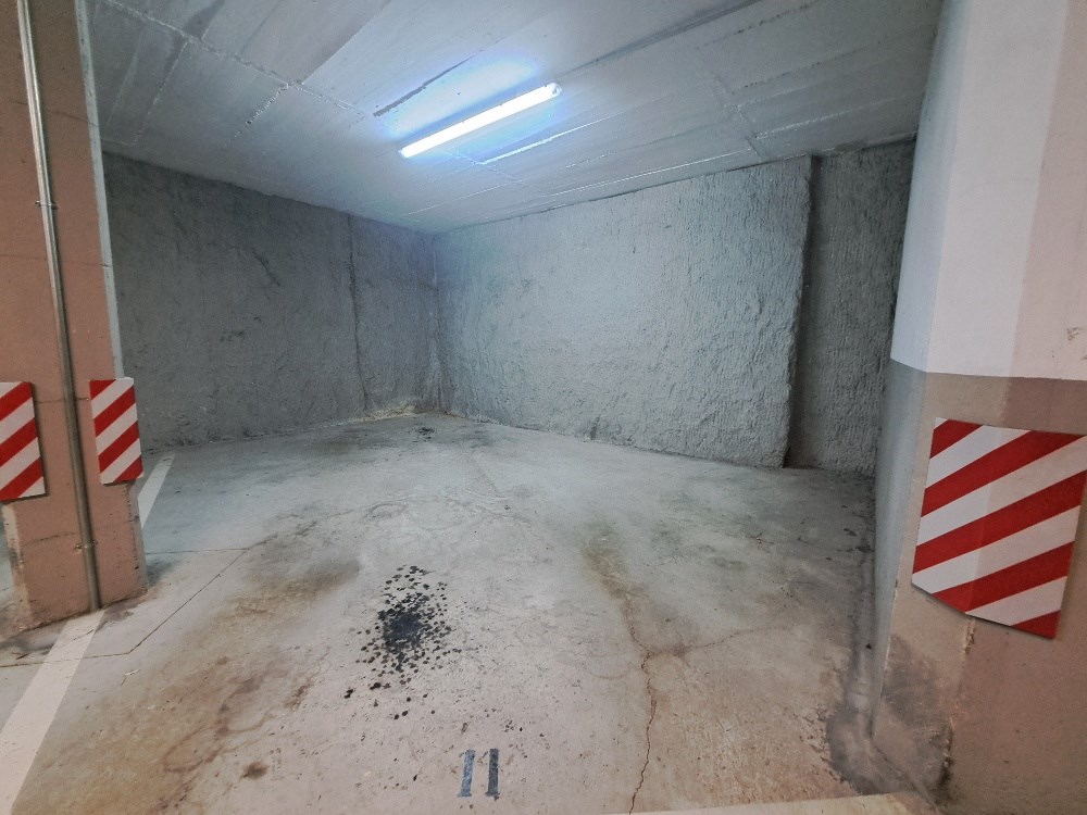 Espacioso Ático/Dúplex en la zona del Mossos con PK y trastero de Obra Nueva acabada.