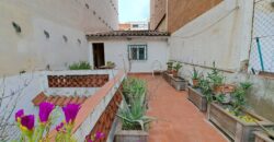 ¡Amplia casa en el centro urbano para disfrutar en familia!