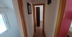 ¡Chalet unifamiliar en venta en Rubí, 4 habitaciones, jardín y terraza. Ideal para familias!