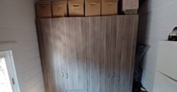 ¡Chalet unifamiliar en venta en Rubí, 4 habitaciones, jardín y terraza. Ideal para familias!