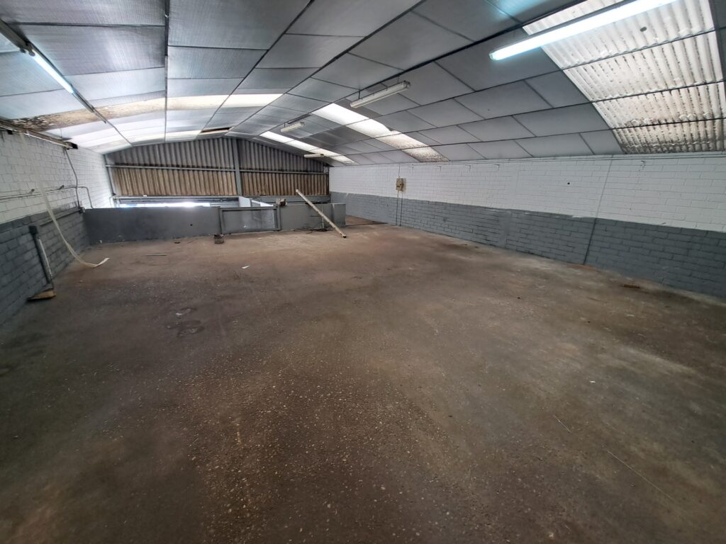 Alquiler de Nave Industrial en Can Jardí