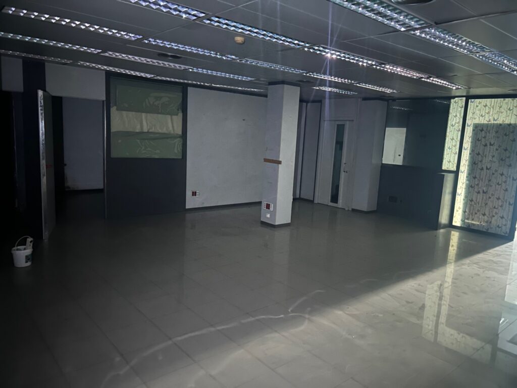 Local comercial de lloguer a zona centre!