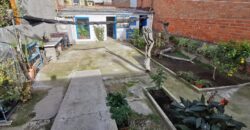 SOLAR A RUBÍ! Hi ha disponible un terreny urbà en venda, ideal per desenvolupar el projecte que sempre has somiat. Amb una superfície de 142 m2, amb 8m. de façana i 18m. de fons, aquest espai edificable ofereix múltiples possibilitats per construir lhabitatge que sadapti a les teves necessitats.