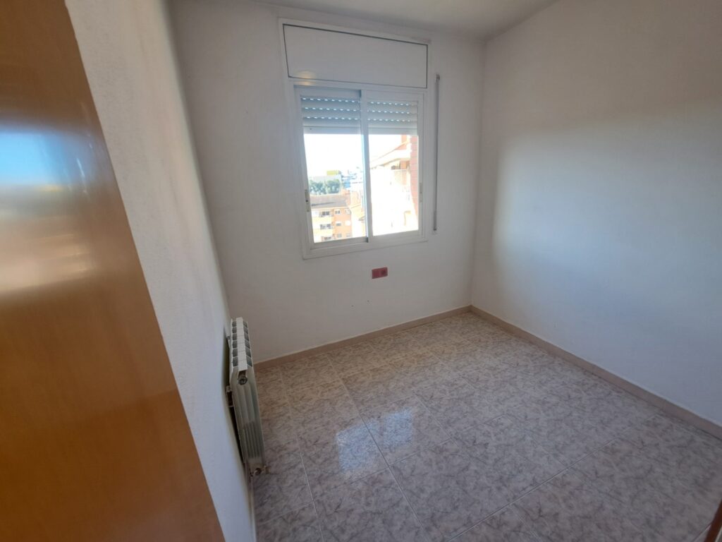 ¡Dúplex en Ca n´ Alzamora con terraza, piscina comunitaria, parking y trastero!