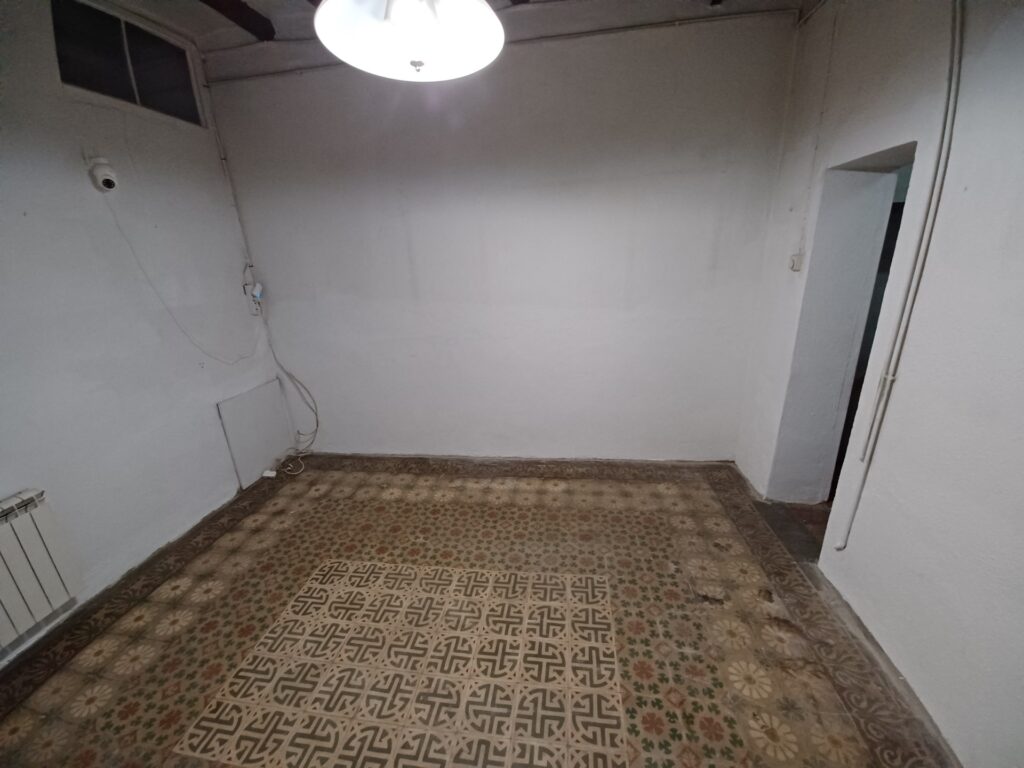 ¡Casa cèntrica de 3 habitacions i terrassa!