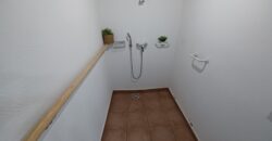 ¡Casa cèntrica de 3 habitacions i terrassa!