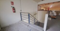 ¡Nau industrial aparellada en venda a Rubí, 700 m2 amb altell i gran potencial!