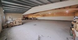 ¡Nau industrial aparellada en venda a Rubí, 700 m2 amb altell i gran potencial!