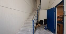 ¡Nau industrial aparellada en venda a Rubí, 700 m2 amb altell i gran potencial!
