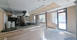 ¡Local cantoner al centre de Rubí, 54 m² ideals per al teu negoci amb aparador i sortida de fums!