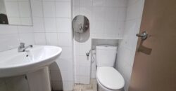 ¡Local cantoner al centre de Rubí, 54 m² ideals per al teu negoci amb aparador i sortida de fums!