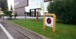 ¡Àmplia oficina de lloguer a Rubí ubicat en edifici corporatiu amb zones comunes situat prop de Túnels de Vallvidrera.