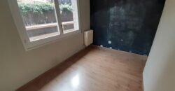 SANT CUGAT: Casa adosada esquinera situada cerca FFCC.