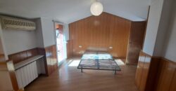 ¡Dúplex en Ca n´ Alzamora con terraza, piscina comunitaria, parking y trastero!