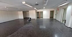 ¡Nave industrial pareada en venta en Bon Pastor, 1.264 m2 y 8 m de altura!