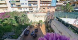 ¡Casa adossada de 3 plantes amb ascensor en venda zona Nord-Can Roses!