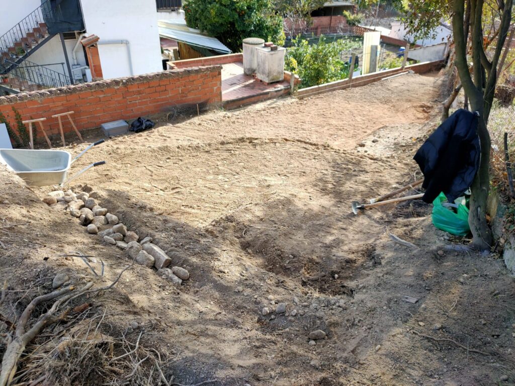 Terreny de 928m2 urbanitzable en venda a Rubí!