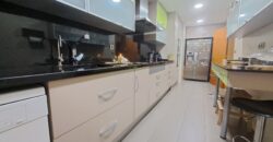 ¡Amplio piso de 4 habitaciones en la zona Mutua, ideal para tu familia!