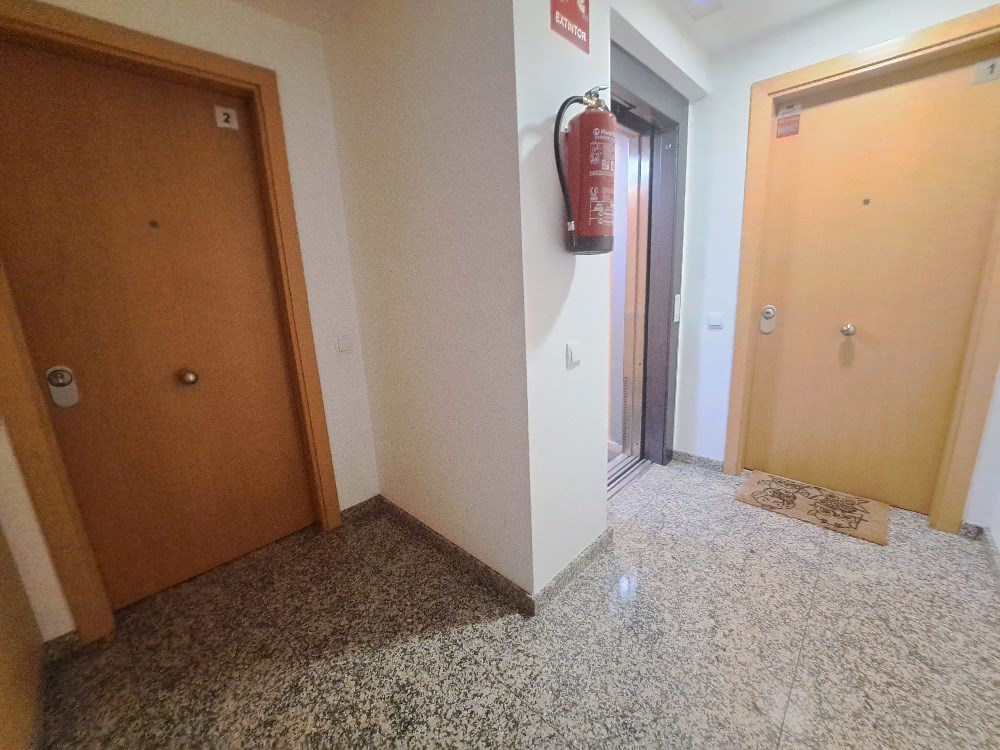 OBRA NUEVA – Espacioso Ático/Dúplex en la zona del Mossos con trastero.