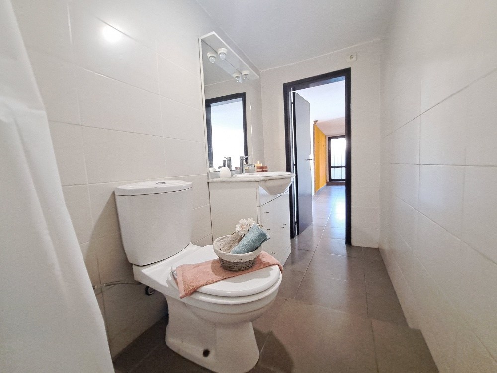 ¡Conjunto de 2 casas en venta en Rubí. Ideal para 2 familias!