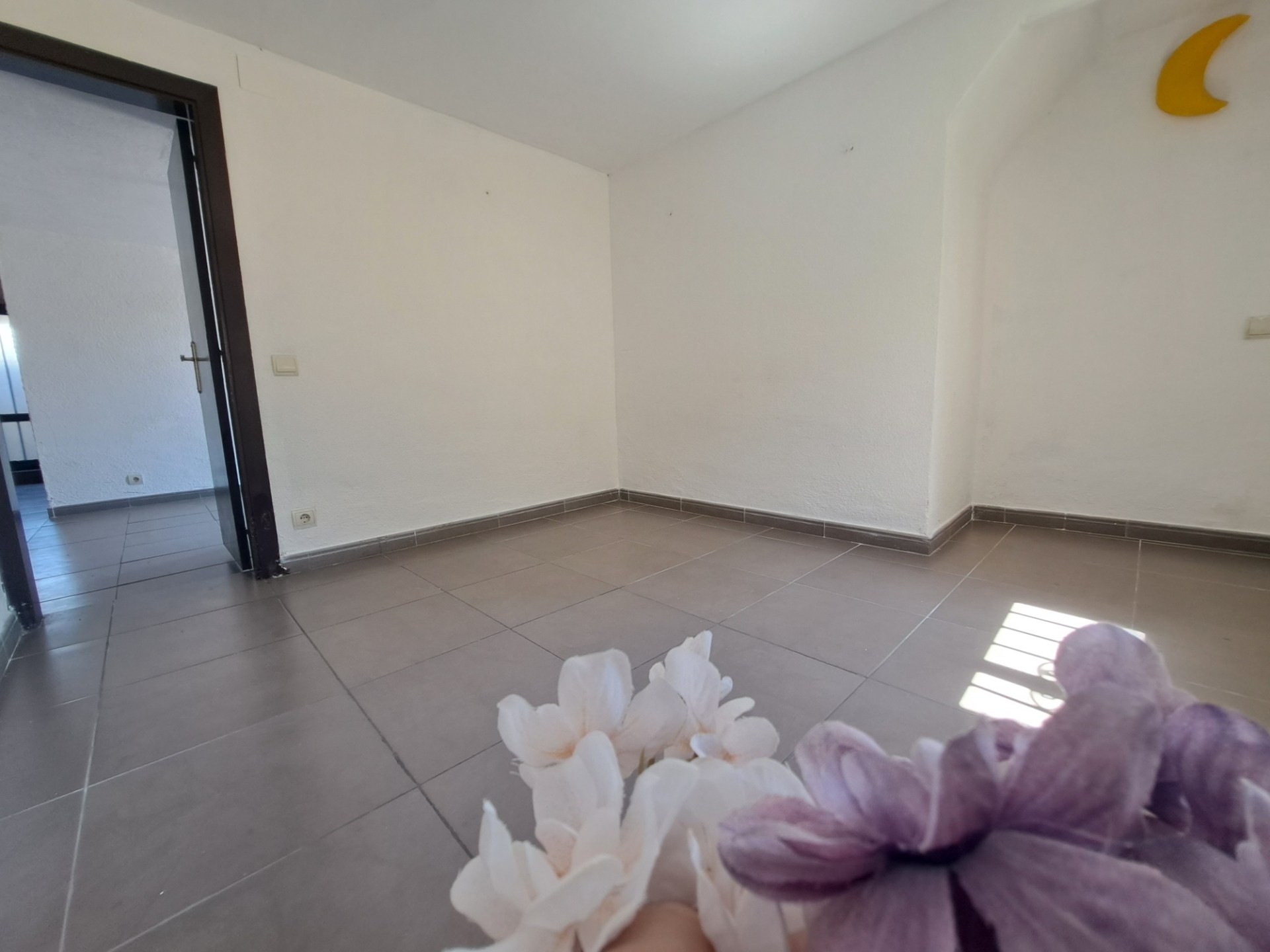 ¡Conjunto de 2 casas en venta en Rubí. Ideal para 2 familias! ¡Conjunto de 2 casas en venta en Rubí. Ideal para 2 familias!