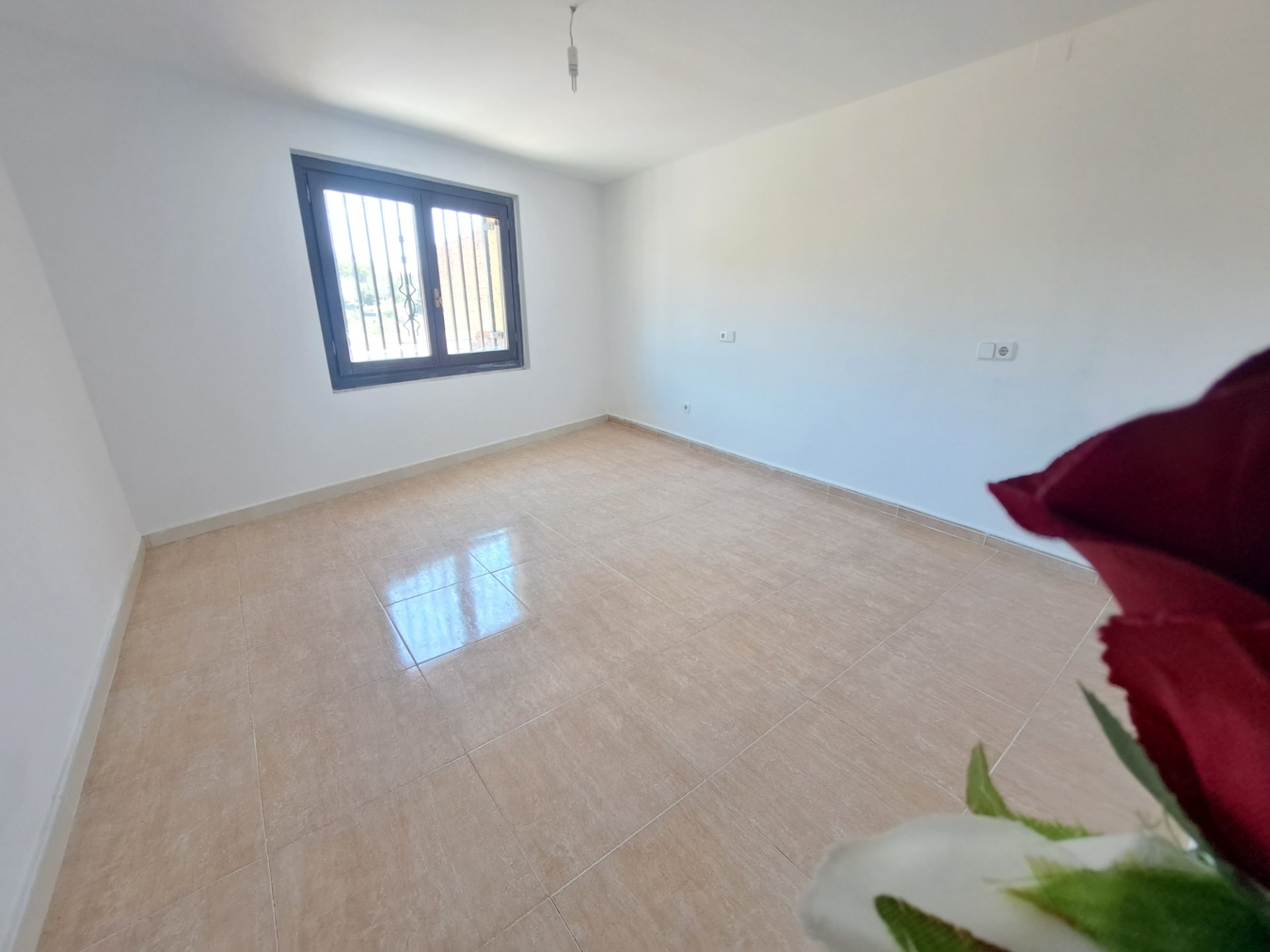 ¡Conjunto de 2 casas en venta en Rubí. Ideal para 2 familias! ¡Conjunto de 2 casas en venta en Rubí. Ideal para 2 familias!