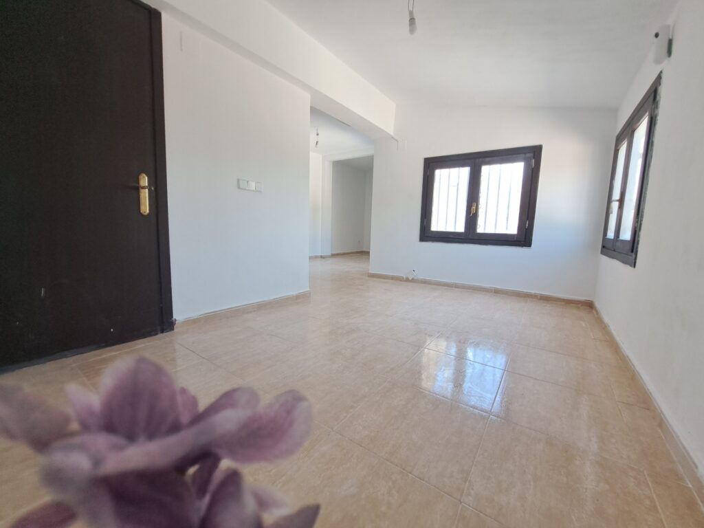 ¡Conjunto de 2 casas en venta en Rubí. Ideal para 2 familias!