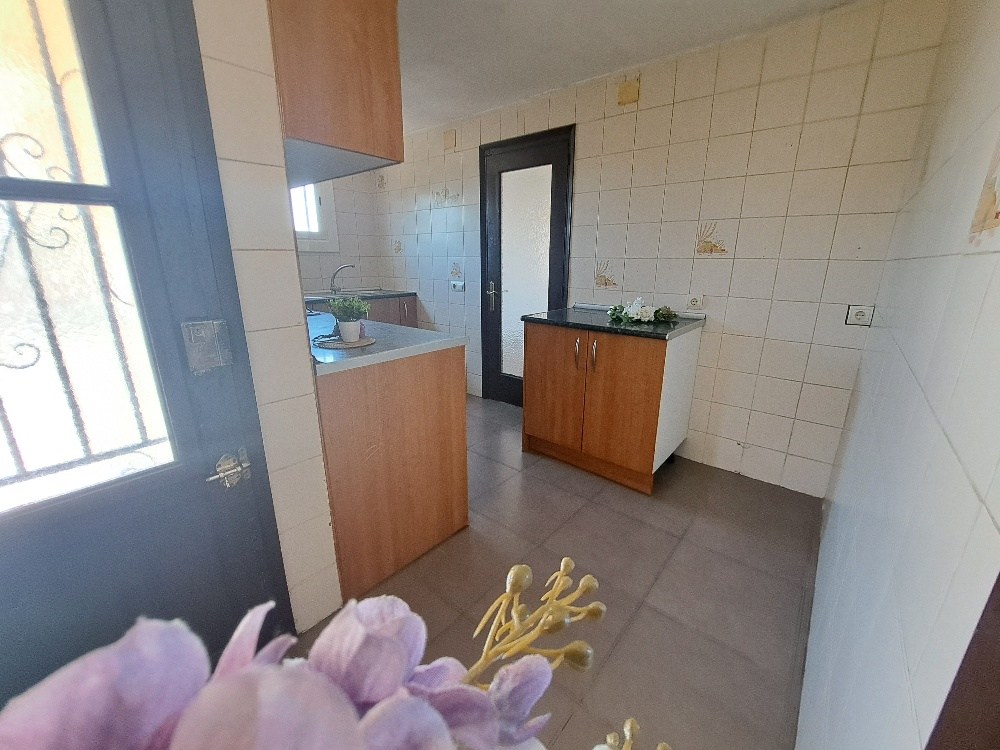 ¡Conjunto de 2 casas en venta en Rubí. Ideal para 2 familias!