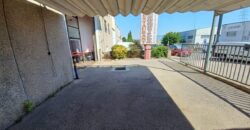 !Nave industrial pareada en venta en Rubí, 496 m2 con oficina y altillo¡