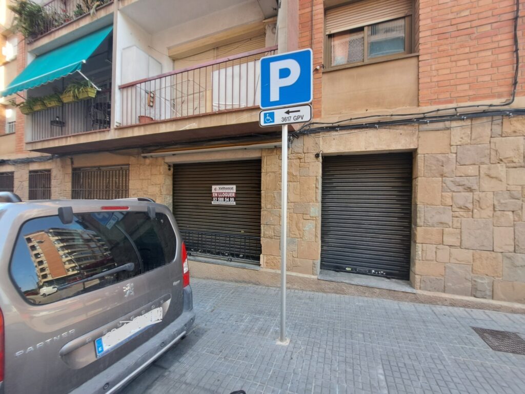 ¡Local de lloguer a Rubí, ideal per al teu negoci!