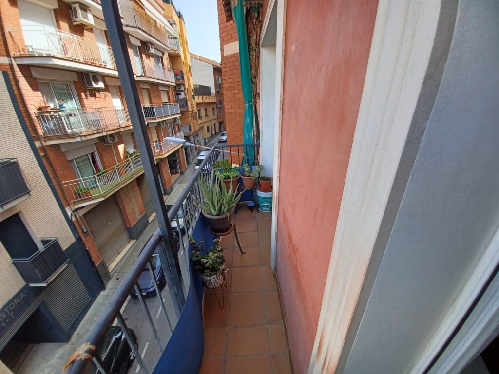 ¡Pis de 4 habitacions en venda a Rubí, Ca n’ Oriol, ideal per a la teva família!