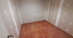 ¡Oportunidad de alquiler en Rubí! Local comercial disponible en la zona de Centre Cívic Can Fatjó. Con una superficie de 125 m² construidos, este espacio ofrece múltiples posibilidades para tu negocio.