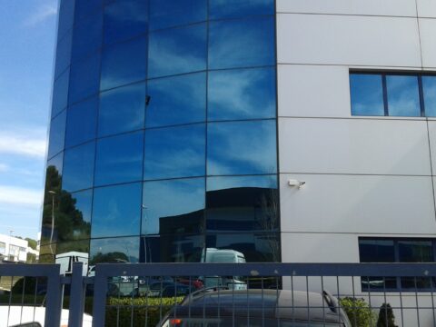 Oficina en alquiler de 123m2 en edificio