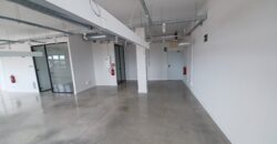 ¡Amplia oficina en alquiler de 167 m2 en Rubí, ideal para tu negocio!