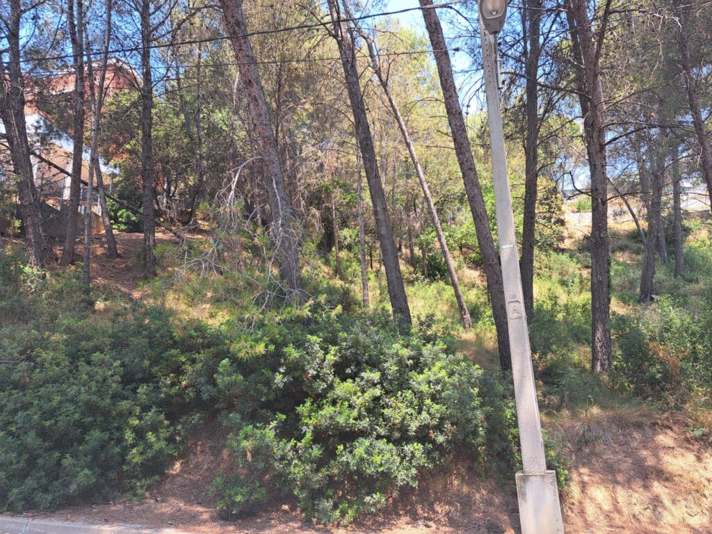 Terreny urbanitzable en venda a Rubí, 696 m2 per construir la teva futura llar!