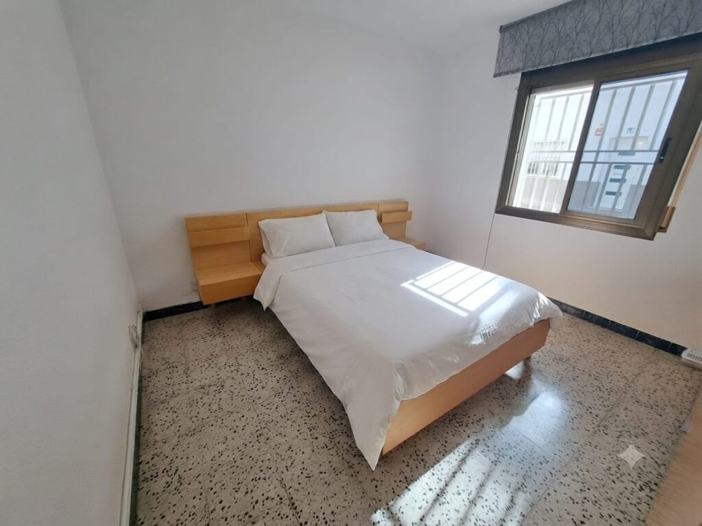 Casa amb terreny a la zona dels Mossos