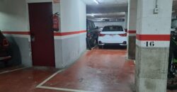 ¡Aparcamiento en venta en Rubí, Zona Av. Estatut