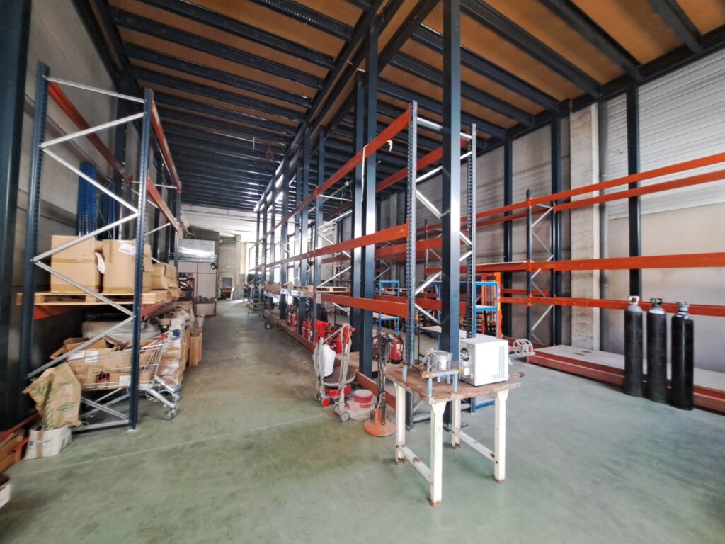 !Nau industrial aparellada de lloguer a Montcada i Reixac, ideal per al teu negoci¡
