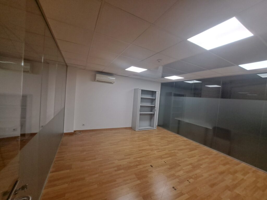 !Nau industrial aparellada de lloguer a Montcada i Reixac, ideal per al teu negoci¡