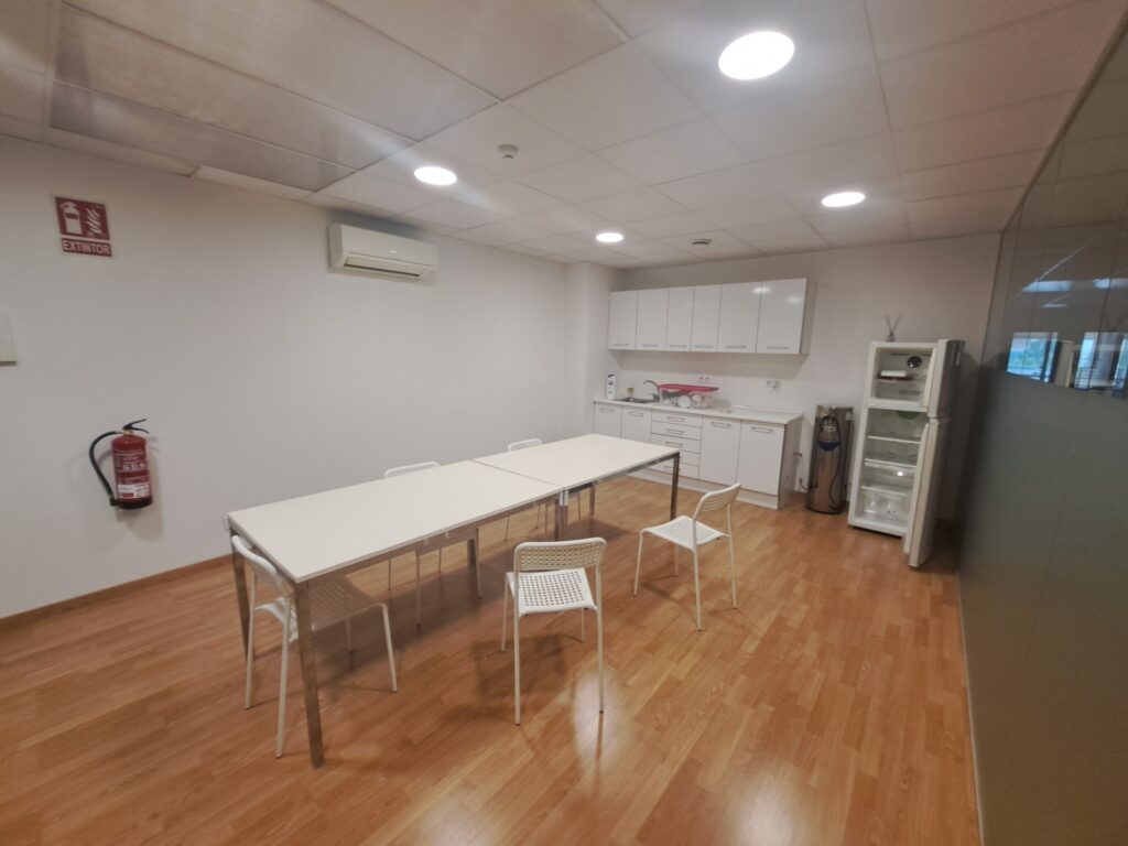 !Nau industrial aparellada de lloguer a Montcada i Reixac, ideal per al teu negoci¡