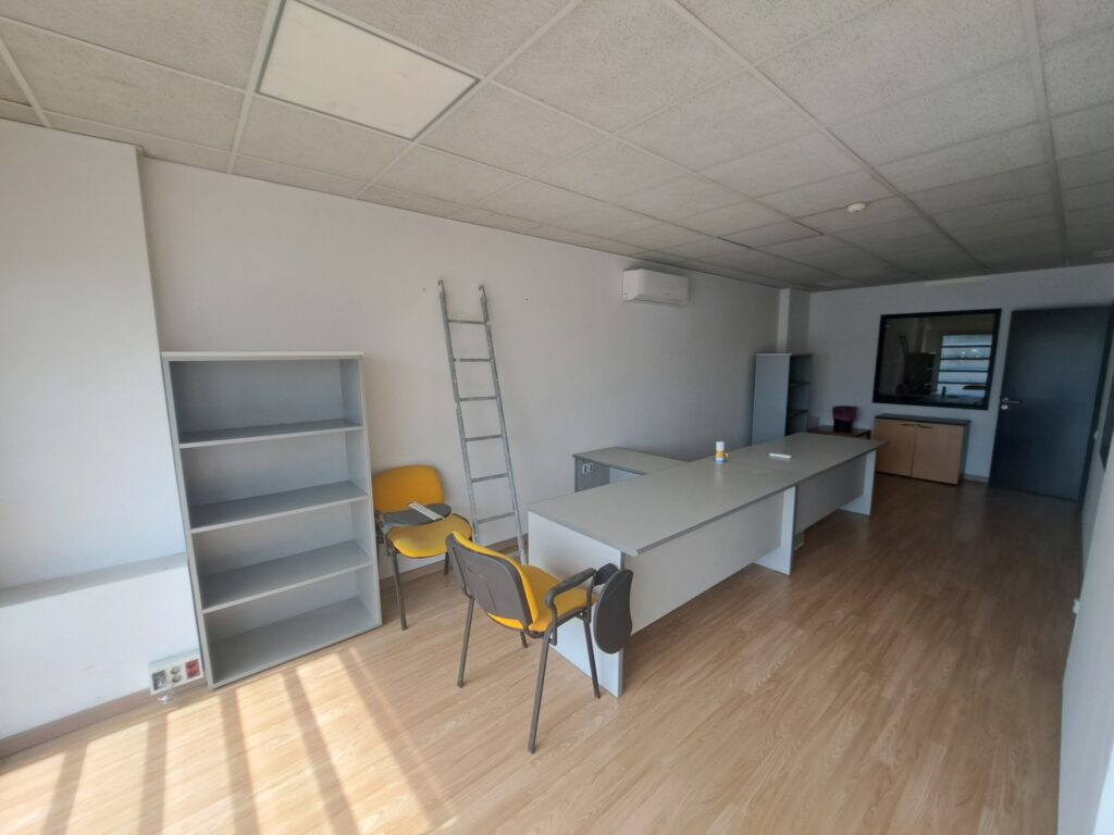 !Nau industrial aparellada de lloguer a Montcada i Reixac, ideal per al teu negoci¡