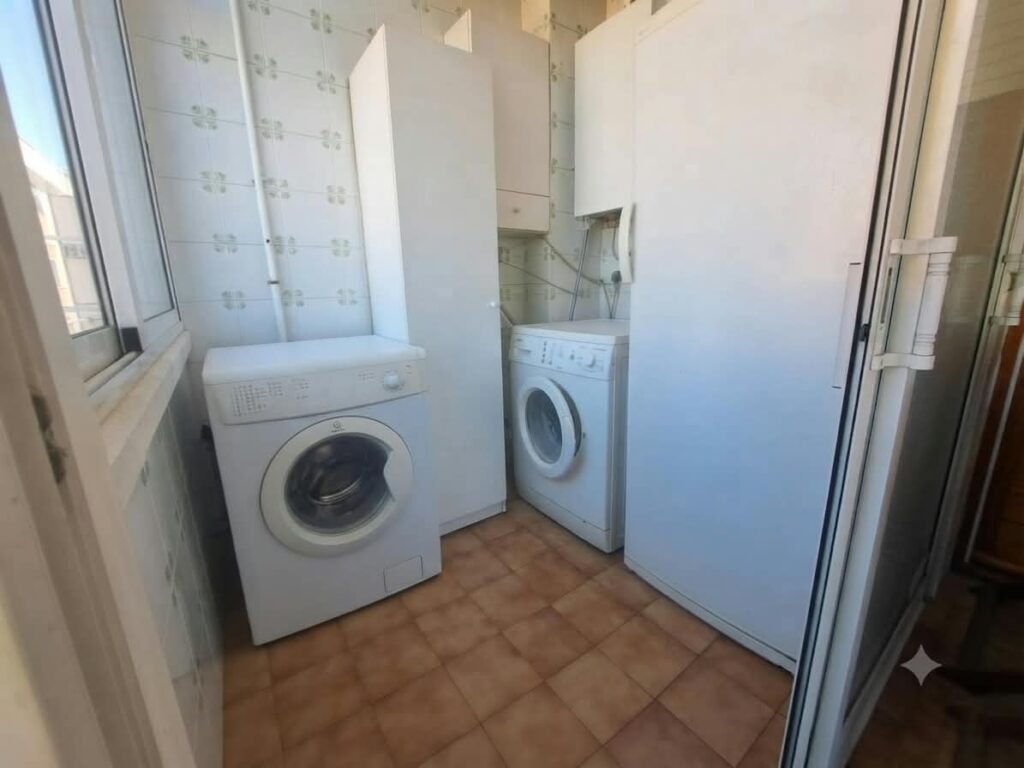 ¡Dúplex en venda a Rubí, 150 m2, 4 habitacions i terrassa. Ideal per a la teva família!