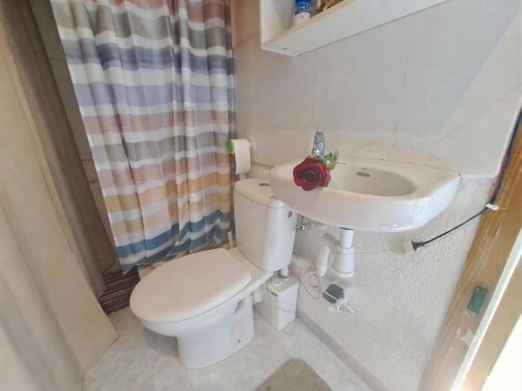 ¡Dúplex en venda a Rubí, 150 m2, 4 habitacions i terrassa. Ideal per a la teva família!