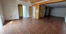 ¡Casa aparellada en venda a Rubí, 305 m2, 3 habitacions i terrassa exterior!