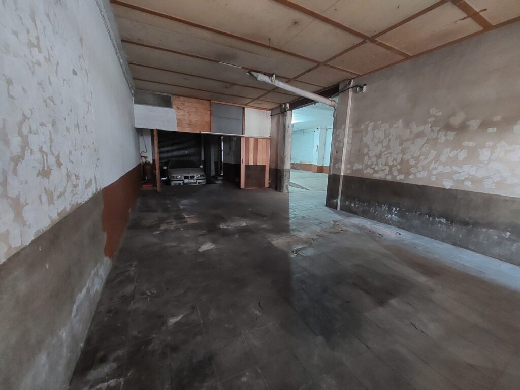 ¡Casa aparellada en venda a Rubí, 305 m2, 3 habitacions i terrassa exterior!