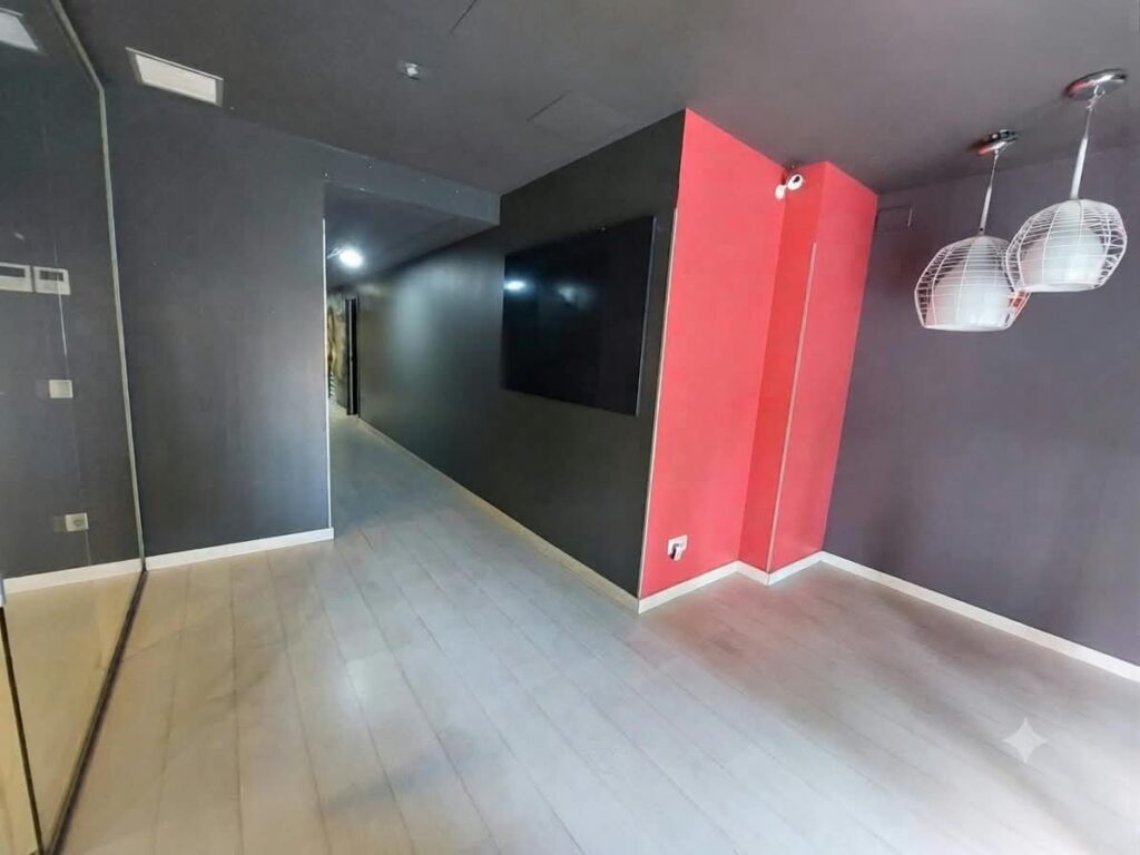 ¡Local en venta en Rubí, 232 m2 ideales para tu negocio!