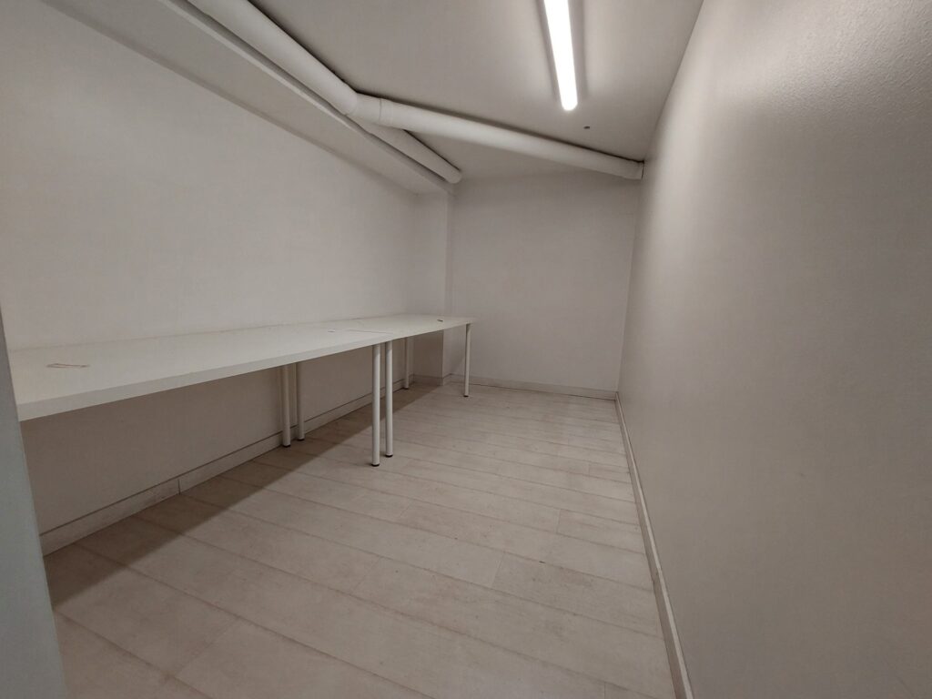 ¡Local en venta en Rubí, 232 m2 ideales para tu negocio!