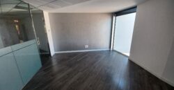 ¡Oficina de lloguer a Rubí, 83 m² ideals per al teu negoci!