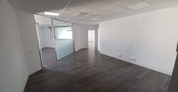 ¡Oficina de lloguer a Rubí, 103 m² ideals per al teu negoci!