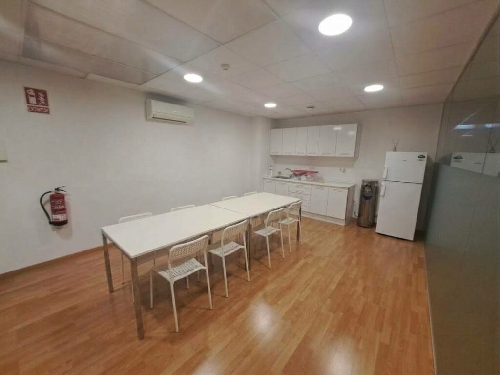 !Nau industrial aparellada de lloguer a Montcada i Reixac, ideal per al teu negoci¡